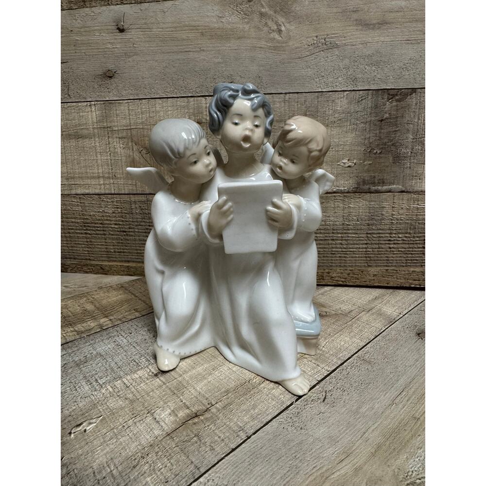 Lladro 4542 Choir of Angels 1970s